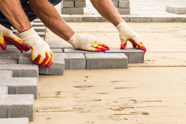 Best Residential Driveway Paver Services  in Lighthouse Point, FL
